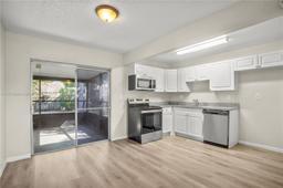Picture of 604 SW 76Th Ter, North Lauderdale, FL 33068