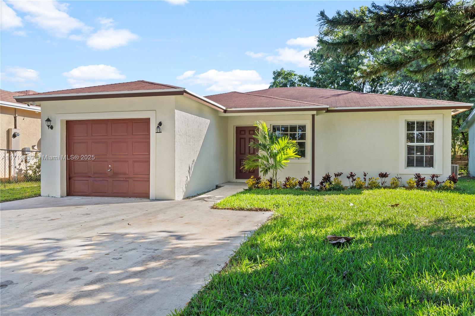 Picture of 1574 NW 7Th Ln, Pompano Beach, FL 33060