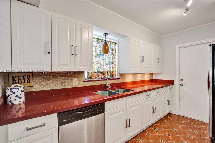 Picture of 1911 Dewey St, Hollywood FL 33020