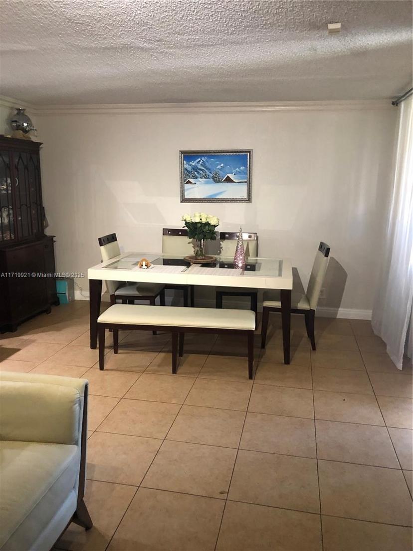 Picture of 1951 Atlantic Shores Blvd # 17, Hallandale Beach FL 33009