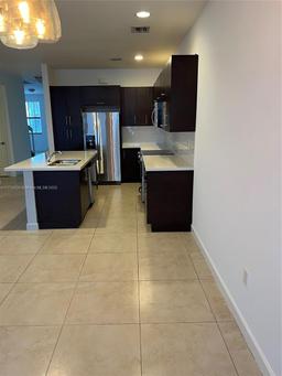 Picture of 5930 NW 104Th Path, Doral, FL 33178