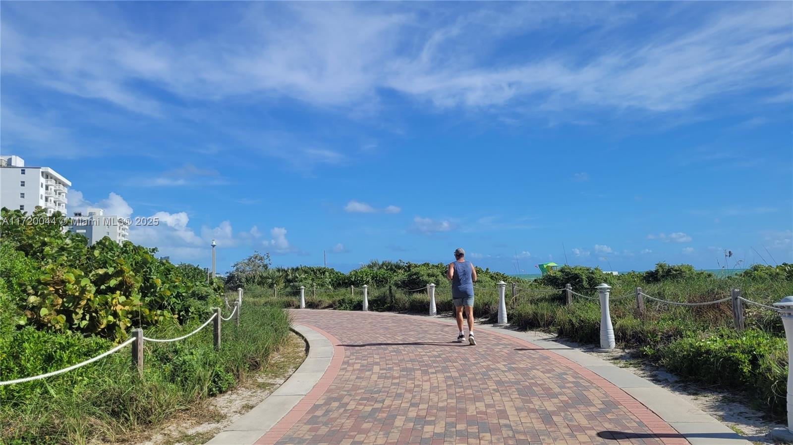 Picture of 335 Ocean Dr # 215, Miami Beach, FL 33139