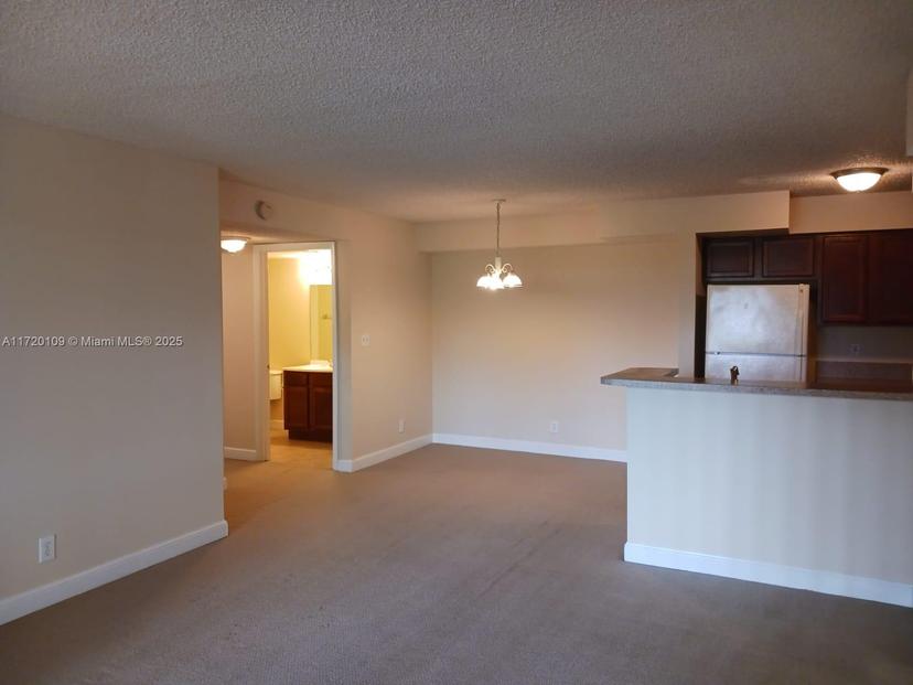 Picture of 7630 Westwood Dr # 305, Tamarac FL 33321
