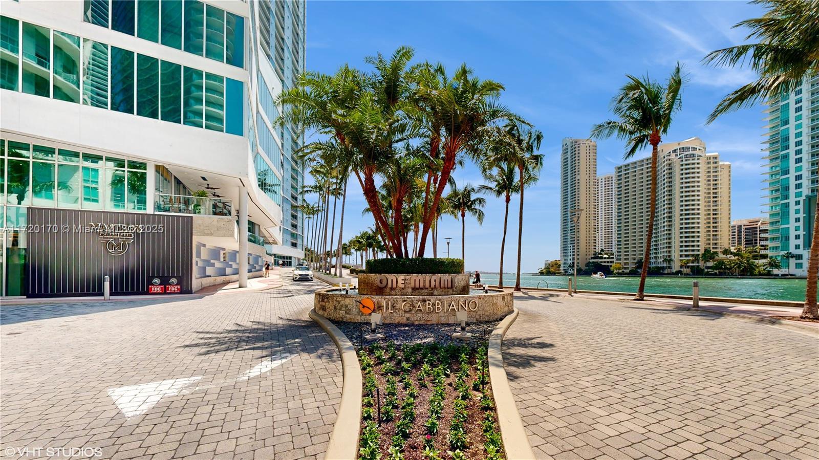 Picture of 325 S Biscayne Blvd # 2316, Miami, FL 33131