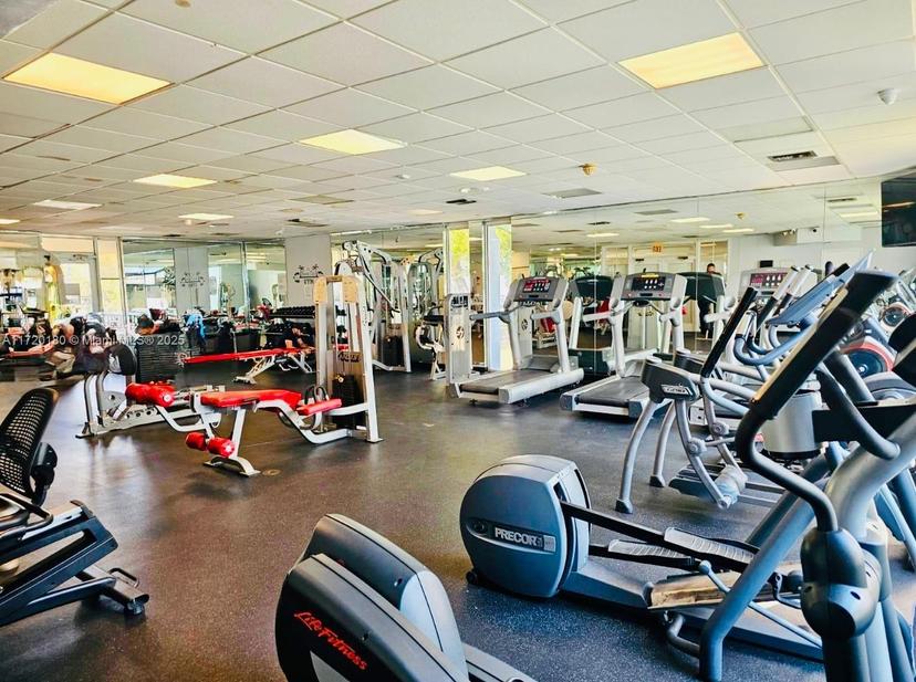 Picture of 9365 Fontainebleau Blvd # E207, Miami FL 33172