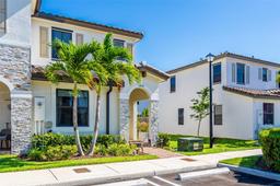 Picture of 11852 SW 245Th Ter # 11852, Homestead, FL 33032