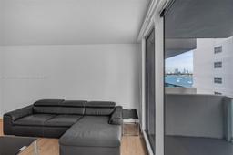 Picture of 1200 West Ave # 823, Miami Beach, FL 33139