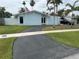 Picture of 9920 SW 194Th St, Cutler Bay, FL 33157