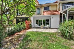 Picture of 20416 NE 34Th Ct # 17, Aventura, FL 33180
