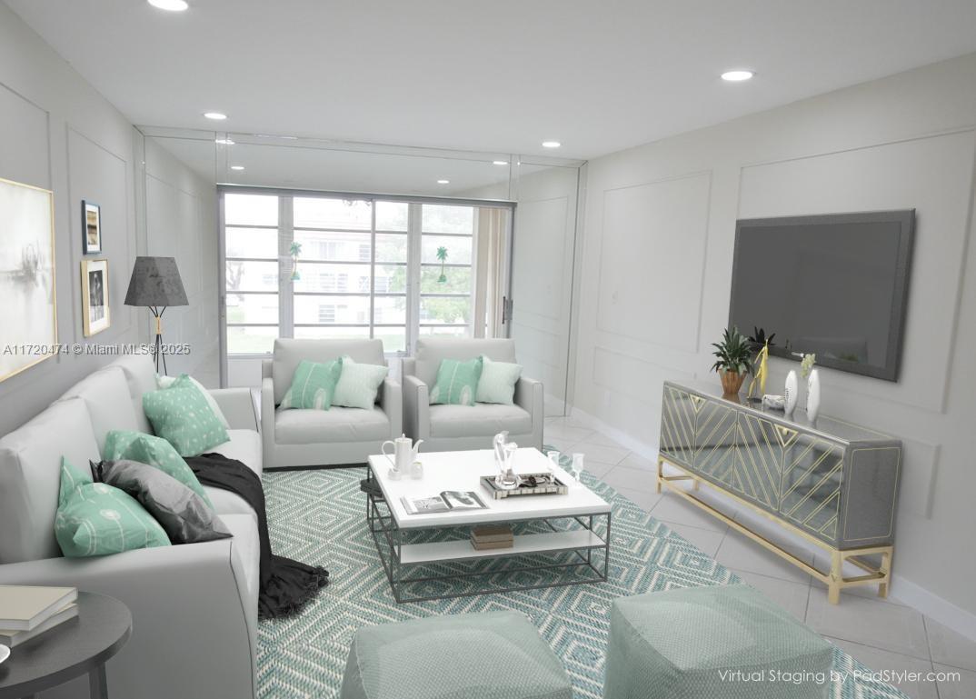 Picture of 8891 Sunrise Lakes Blvd # 308, Sunrise, FL 33322