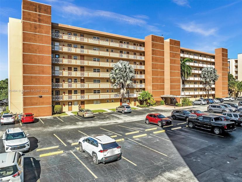 Picture of 610 NE 12Th Ave # 203, Hallandale Beach FL 33009