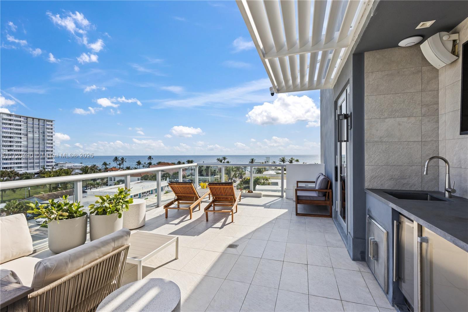 Picture of 2890 N Ocean Dr # 2890, Hollywood, FL 33019