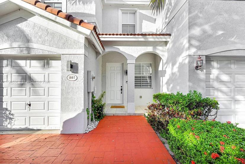 Picture of 1007 NE 208Th St # 1007, Miami FL 33179