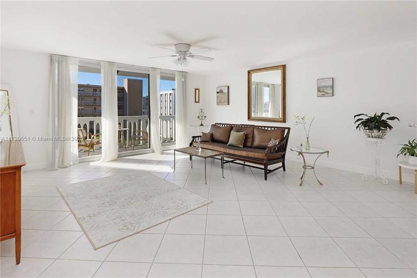 Picture of 401 NE 14Th Ave # 504, Hallandale Beach FL 33009