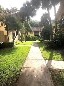 Picture of 1024 Coral Club Dr # 1024, Coral Springs, FL 33071