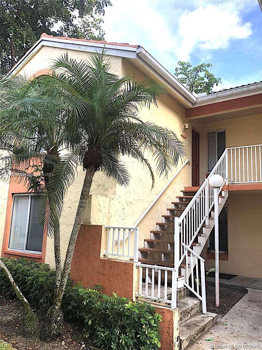 Picture of 1024 Coral Club Dr # 1024, Coral Springs, FL 33071