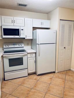 Picture of 1024 Coral Club Dr # 1024, Coral Springs, FL 33071