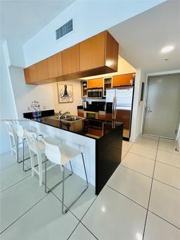 Picture of 1750 N Bayshore Dr # 3609, Miami, FL 33132