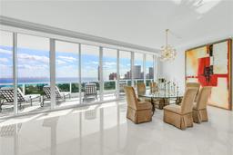 Picture of 20155 NE 38Th Ct # 2201, Aventura, FL 33180