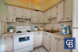 Picture of 700 Layne Blvd # 315, Hallandale Beach, FL 33009