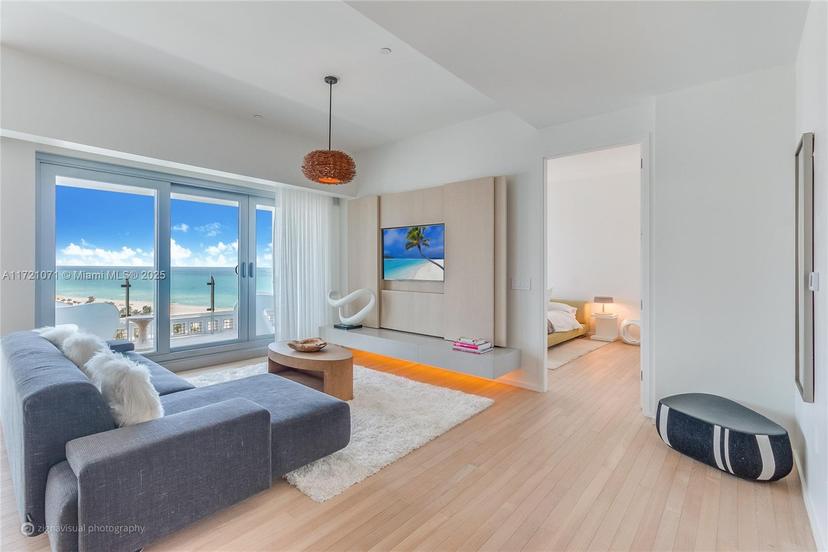 Picture of 2901 Collins Av # 1207, Miami Beach FL 33140