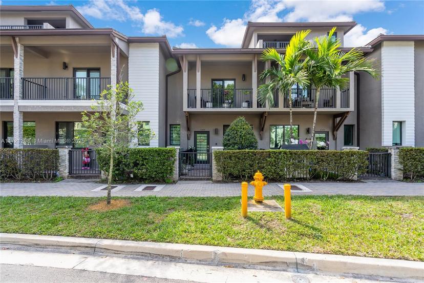 Picture of 8344 NW 51St Ter # 8344, Doral FL 33166