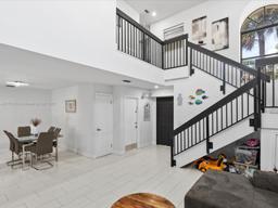 Picture of 3400 Emerald Oaks Dr # 801, Hollywood, FL 33021