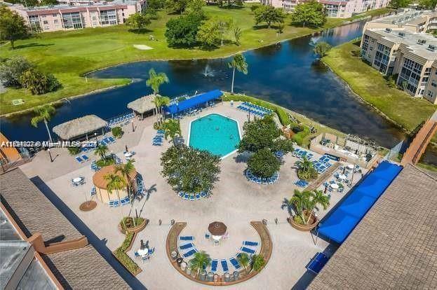 Picture of 8435 Sunrise Lakes Blvd # 104, Sunrise FL 33322