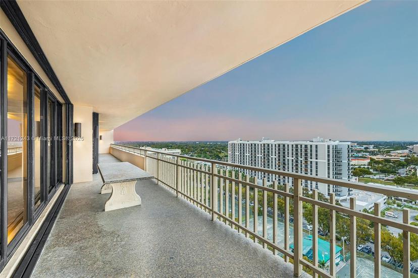 Picture of 11113 Biscayne Blvd # 1858, Miami FL 33181