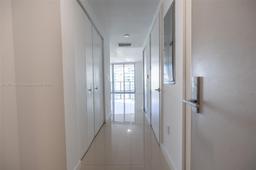 Picture of 488 NE 18Th St # 4605, Miami, FL 33132