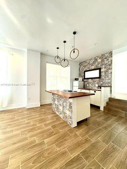 Picture of 1502 Jefferson Ave # 108, Miami Beach, FL 33139