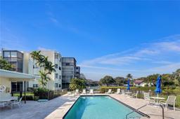 Picture of 8931 N New River Canal Rd # 1C, Plantation, FL 33324