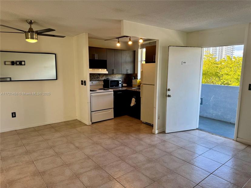 Picture of 1801 S Treasure Dr # 411, North Bay Village FL 33141