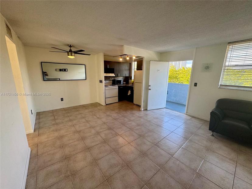 Picture of 1801 S Treasure Dr # 411, North Bay Village FL 33141