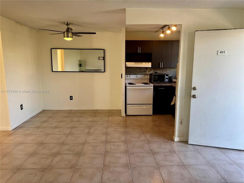 Picture of 1801 S Treasure Dr # 411, North Bay Village FL 33141