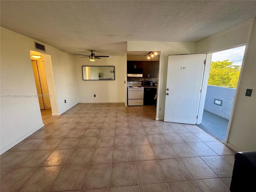 Picture of 1801 S Treasure Dr # 411, North Bay Village FL 33141
