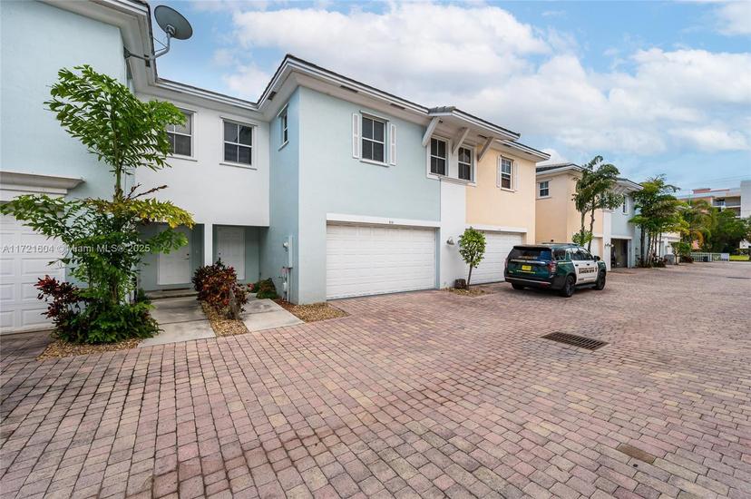 Picture of 414 NE 1St Ave # 414, Pompano Beach FL 33060