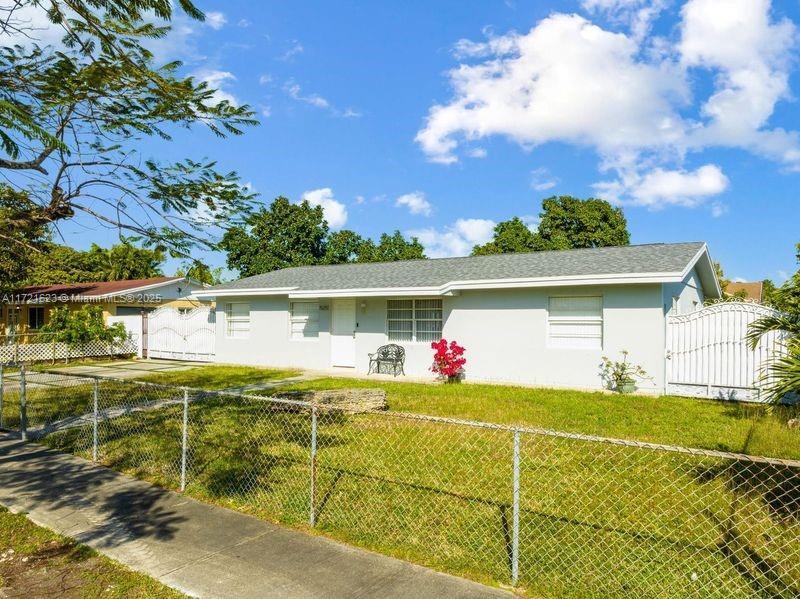 Picture of 15251 SW 303Rd St, Homestead, FL 33033
