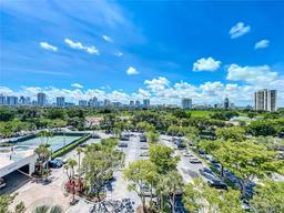 Picture of 20225 NE 34Th Ct # 817, Aventura, FL 33180