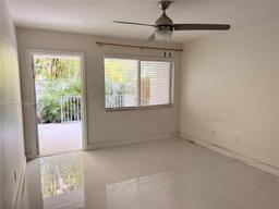 Picture of 915 Lenox Ave # 104, Miami Beach, FL 33139