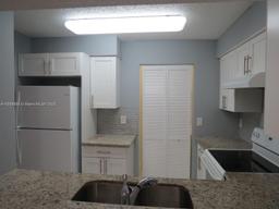 Picture of 1231 SW 46Th Ave # 507, Pompano Beach, FL 33069