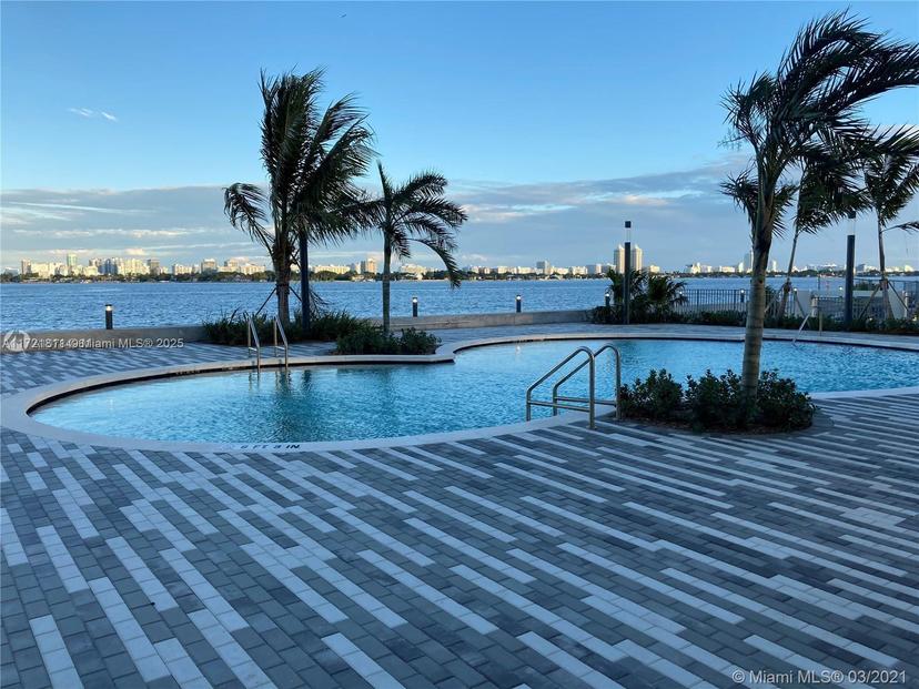 Picture of 7501 E Treasure Dr # 1H, North Bay Village FL 33141
