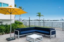 Picture of 7501 E Treasure Dr # 1H, North Bay Village, FL 33141