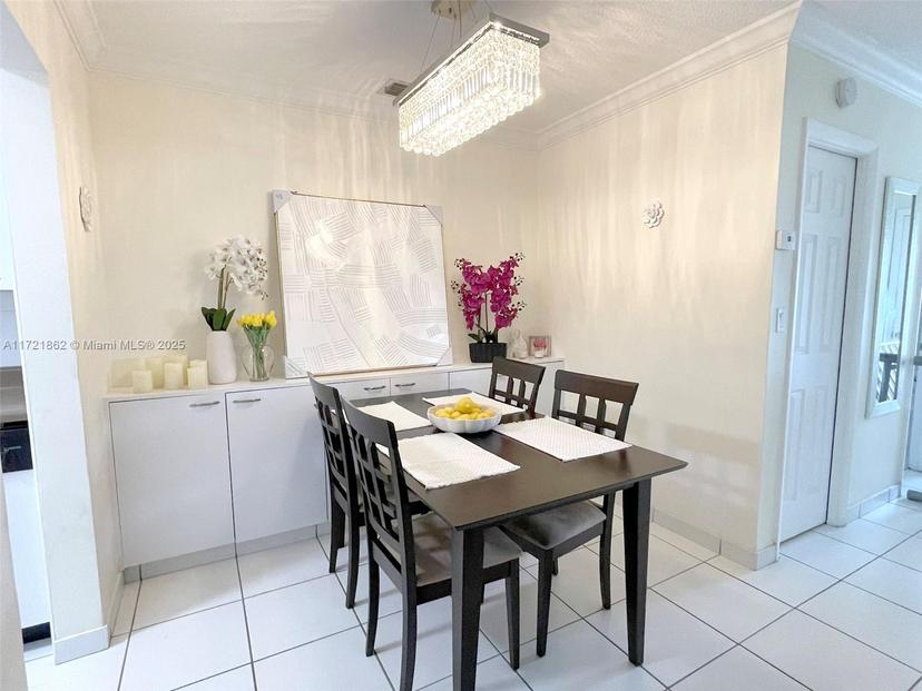 Picture of 16790 NE 14Th Ave # 304, Miami FL 33162