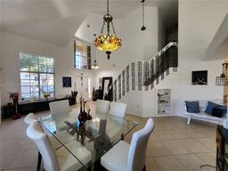 Picture of 5323 NW 109Th Ct, Doral, FL 33178