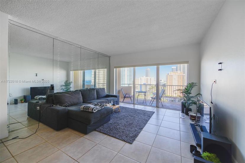 Picture of 1980 S Ocean Dr # 14M, Hallandale Beach FL 33009