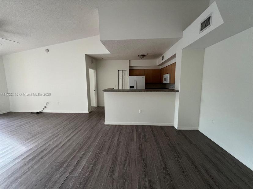 Picture of 2360 E Preserve Way # 305, Miramar FL 33025