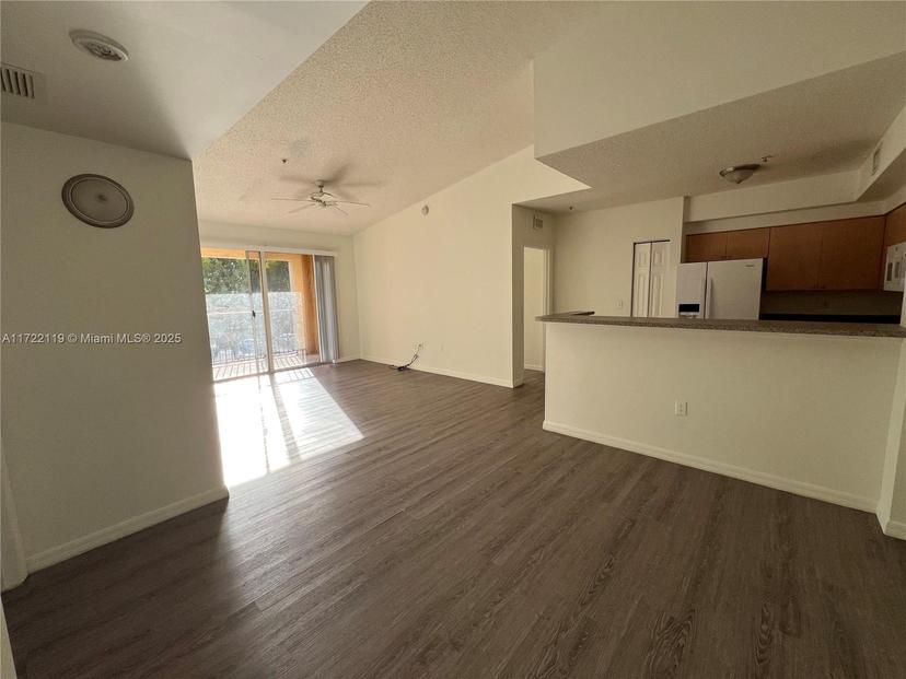 Picture of 2360 E Preserve Way # 305, Miramar FL 33025