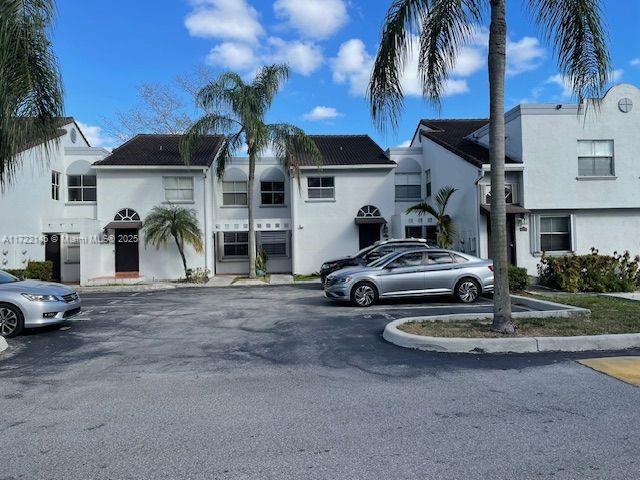 Picture of 4677 NW 97Th Ct # 27, Doral FL 33178