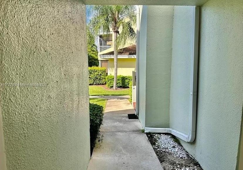 Picture of 2529 SE 20Th Pl # C, Homestead FL 33035